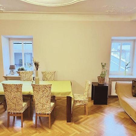 Taferne In Koestendorf - Ferienwohnung Monteurzimmer Neumarkt am Wallersee Ngoại thất bức ảnh