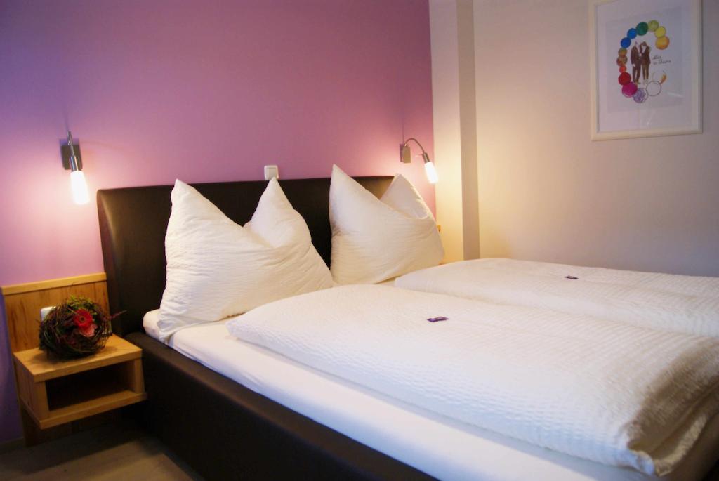 Taferne In Koestendorf - Ferienwohnung Monteurzimmer Neumarkt am Wallersee Ngoại thất bức ảnh